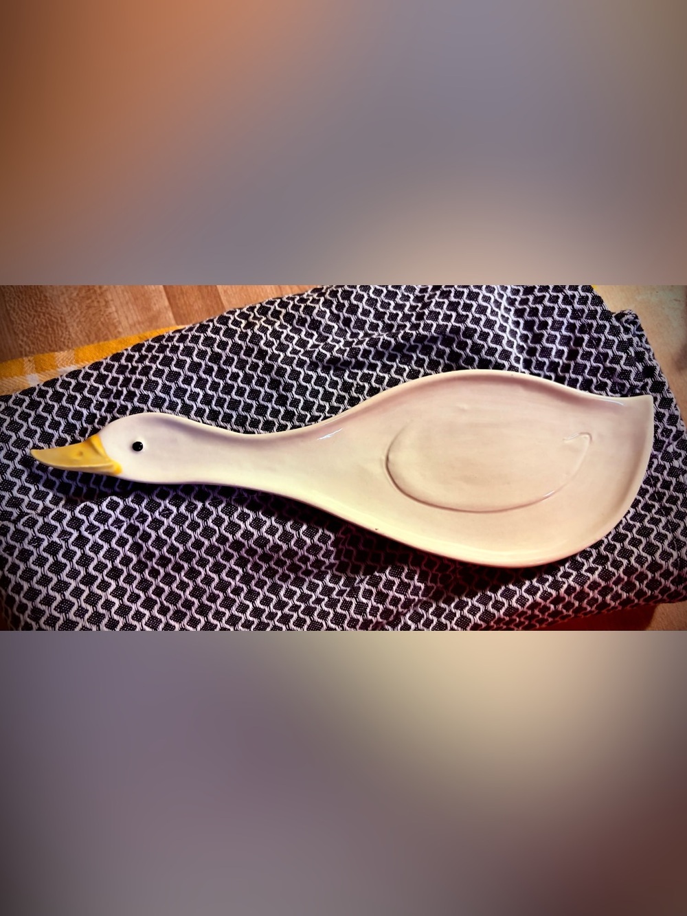 Ceramic Goose Spoon Rest - Cream with Yellow Beak